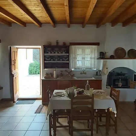 Вилла Traditional House In Asfendiou Agios Dimitrios (Kos)