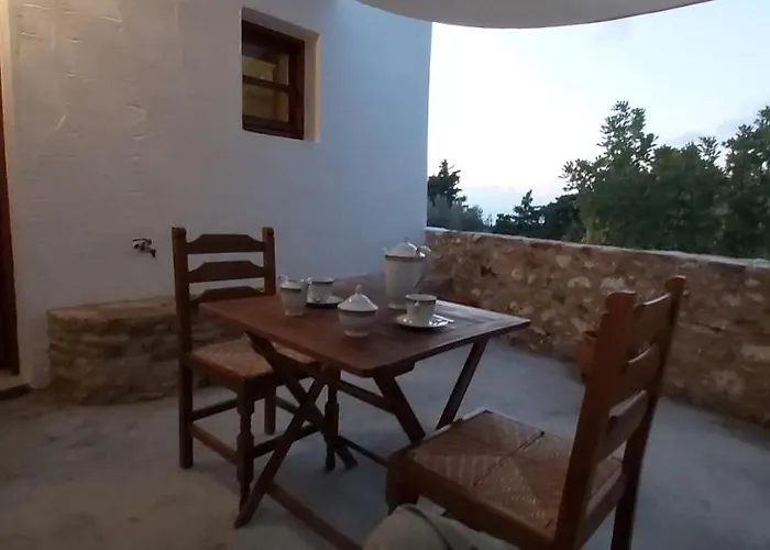 Traditional House In Asfendiou Βίλα