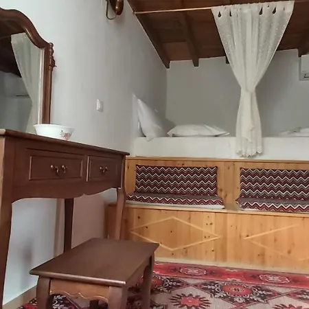 Villa Traditional House In Asfendiou