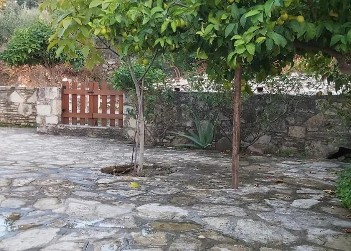 Traditional House In Asfendiou Agios Dimitrios (Kos)